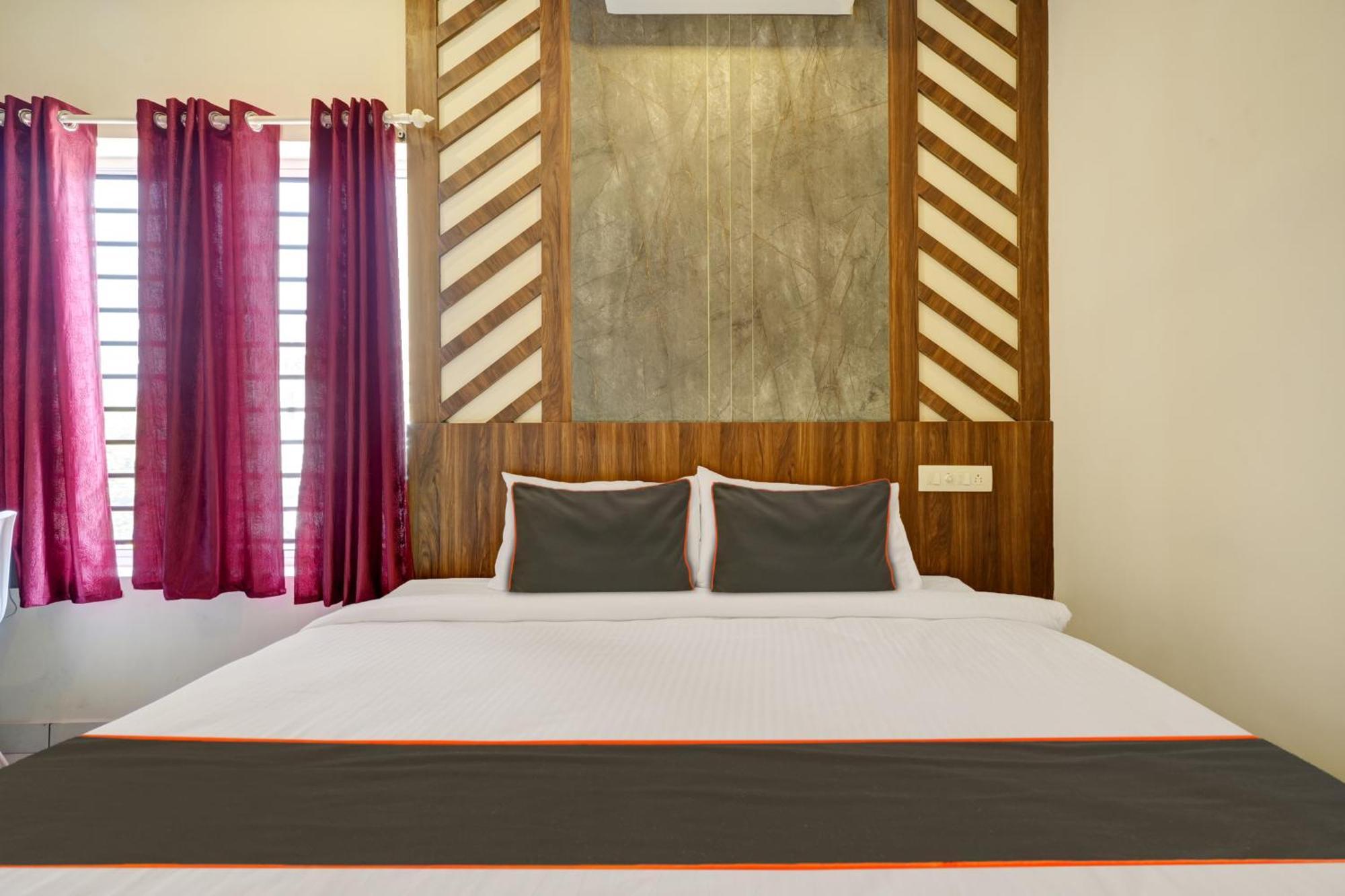 Gypsy Hotel Cusat Kochi Exterior foto