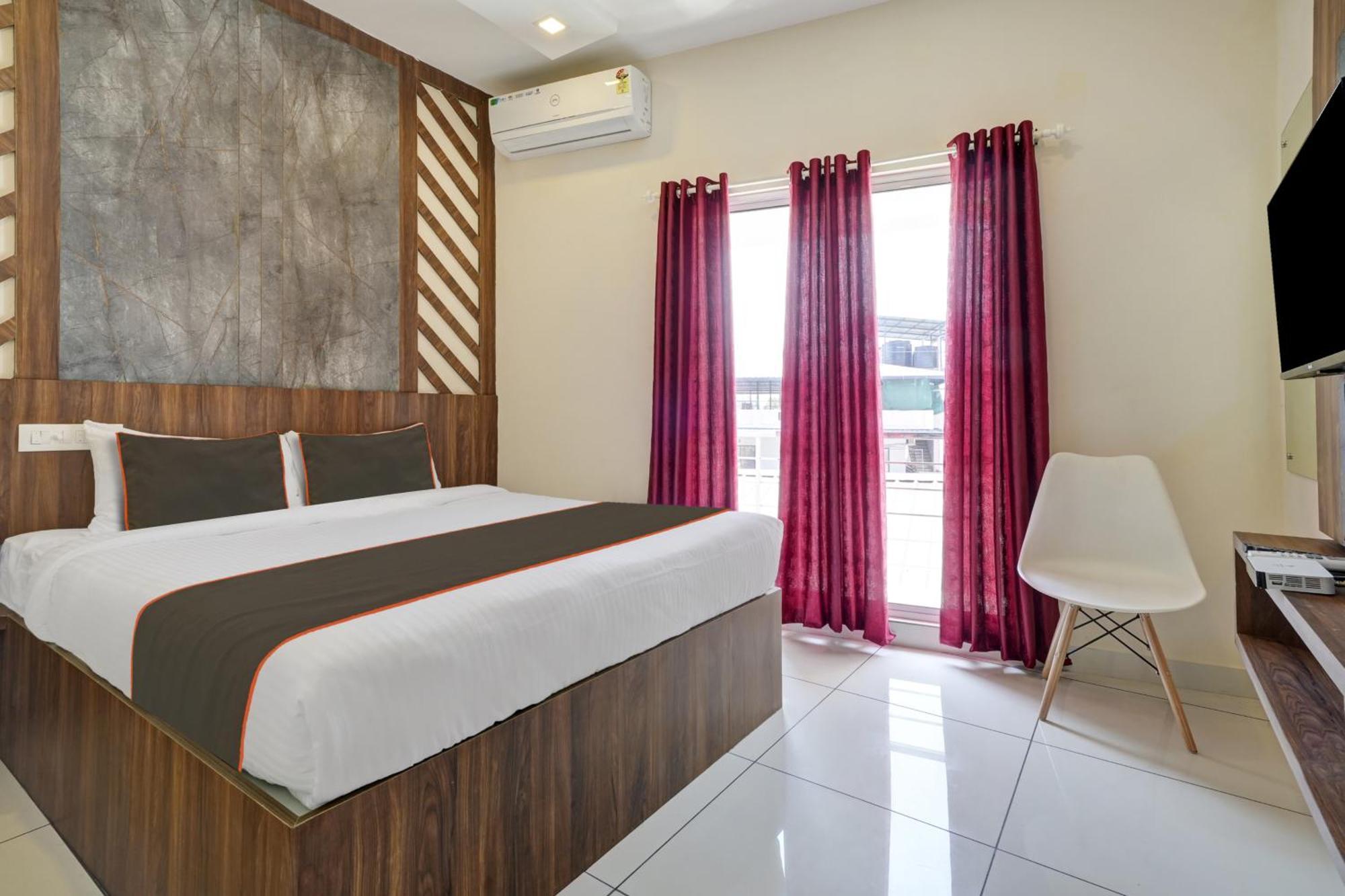 Gypsy Hotel Cusat Kochi Exterior foto